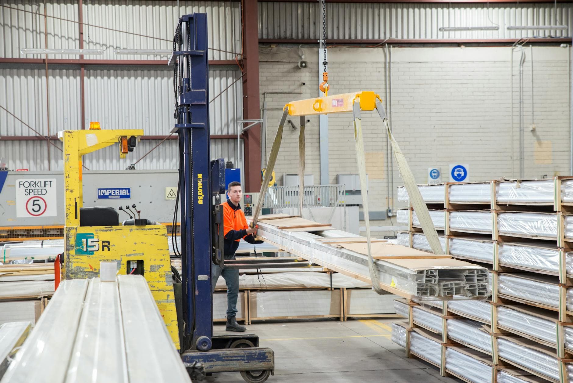 Nye detaljerede retningslinjer for manuel håndtering og løft på arbejdspladsen