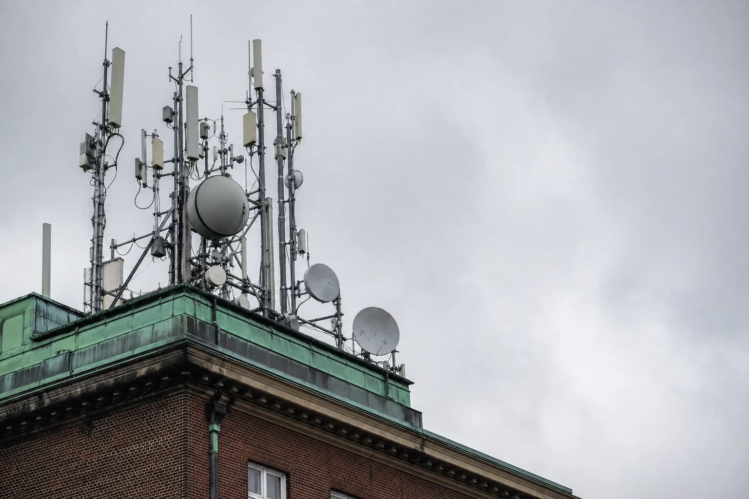 Lovforslag om styrket tilsyn med Forsvarets Efterretningstjeneste bortfalder